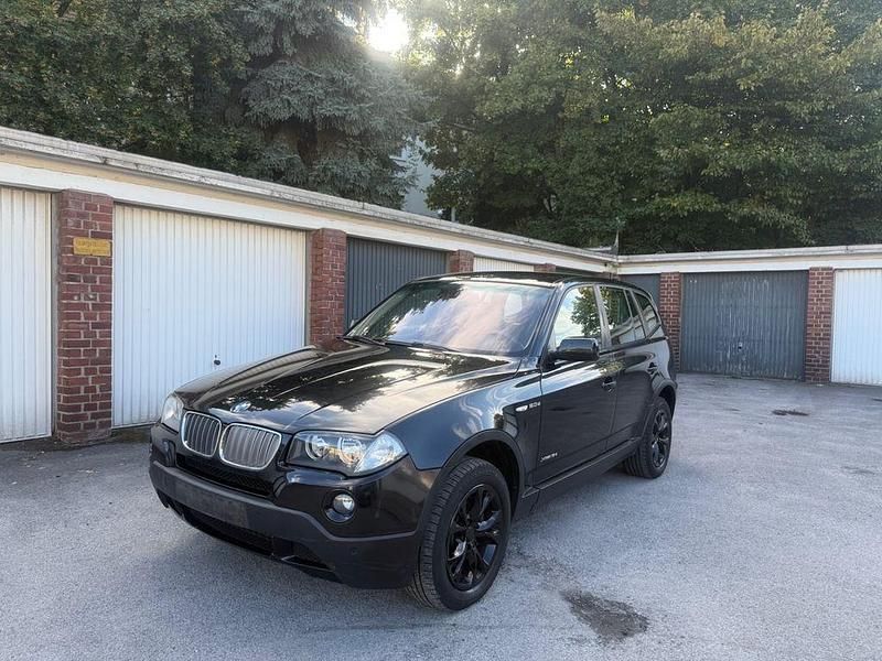 Schwarz Gebraucht 2009 BMW X3 Lifestyle SUV | 6.200 € (Fairer Preis) - Bild 1/4
