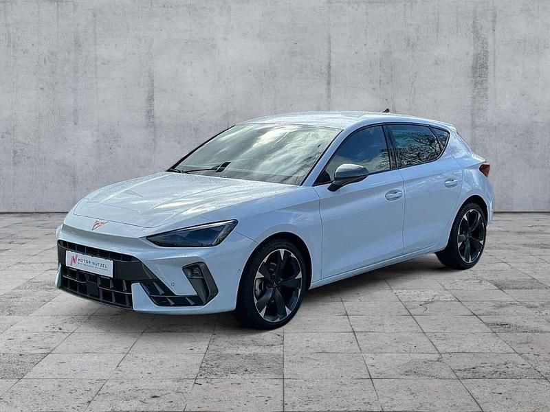 Gebraucht Cupra Leon 150 PS (110 kW) 2025 "nevada" weiss Limousine