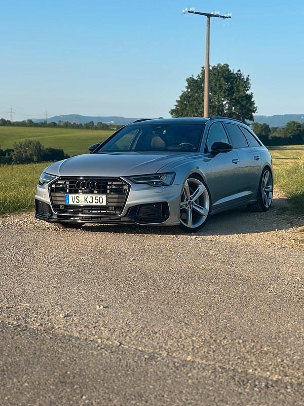 Silber Gebraucht 2020 Audi A6 S-Line Kombi | 43.900 € (Teuer) - Bild 1/4