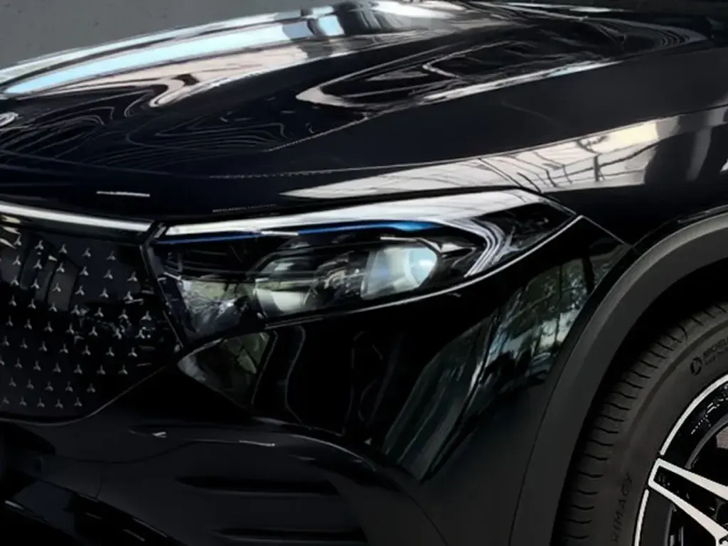 Gebraucht Mercedes EQB250+ AMG 139 kW (190 PS) 2025 Schwarz SUV