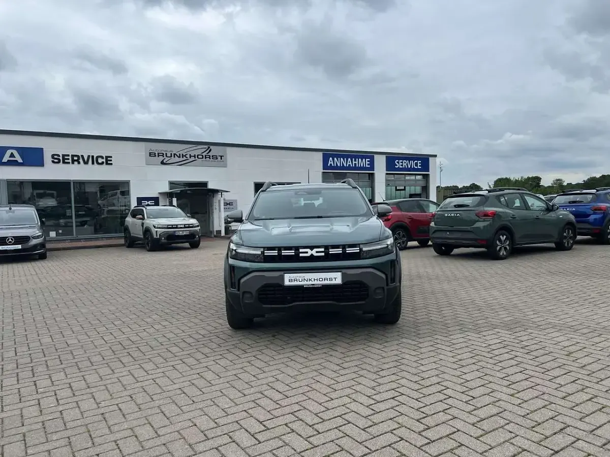 Neu Dacia Duster Expression 154 PS (113 kW) 2026 Zedergrün SUV