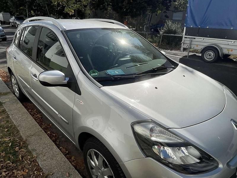 Gebraucht Renault Clio GrandTour 75 PS (55 kW) 2013 Kombi