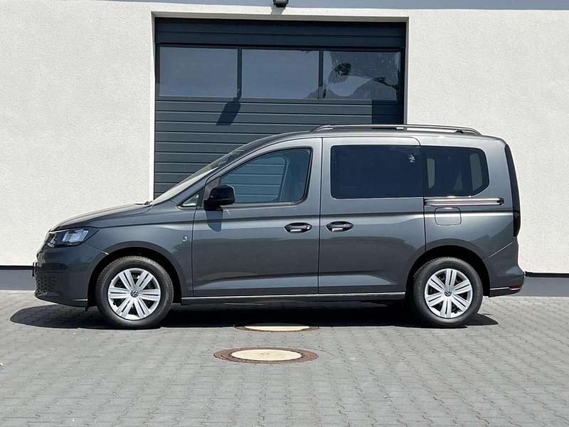 Neu VW Caddy 116 PS (85 kW) 2025 Metallic gegen aufpreis Van / Kleinbus