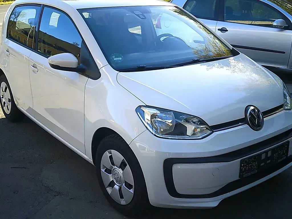 Second-hand VW up! move up! 60 CP (44 kW) 2017 Alb Hatchback
