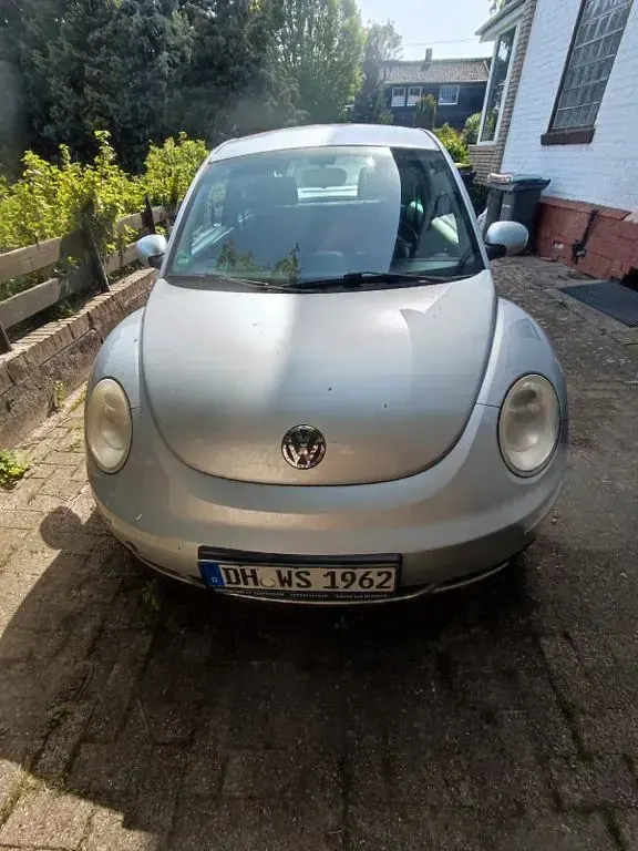 Gebraucht VW Beetle 105 PS (77 kW) 2009 Silber Kleinwagen