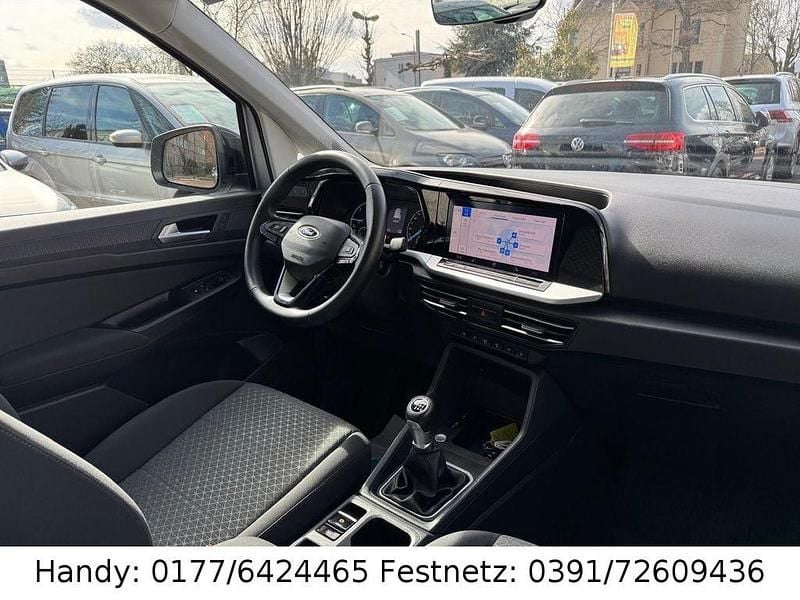 Gebraucht Ford Tourneo Connect Titanium 122 PS (89 kW) 2022 Silber Van / Kleinbus