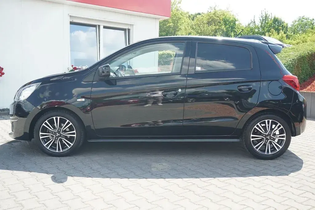 Gebraucht Mitsubishi Space Star Top 80 PS (58 kW) 2018 Schwarz Kleinwagen