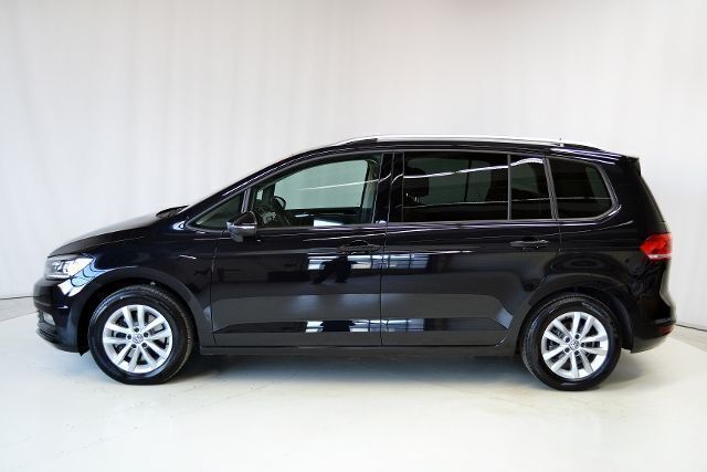 Gebraucht VW Touran Allstar 150 PS (110 kW) 2016 Schwarz metallic Van / Kleinbus