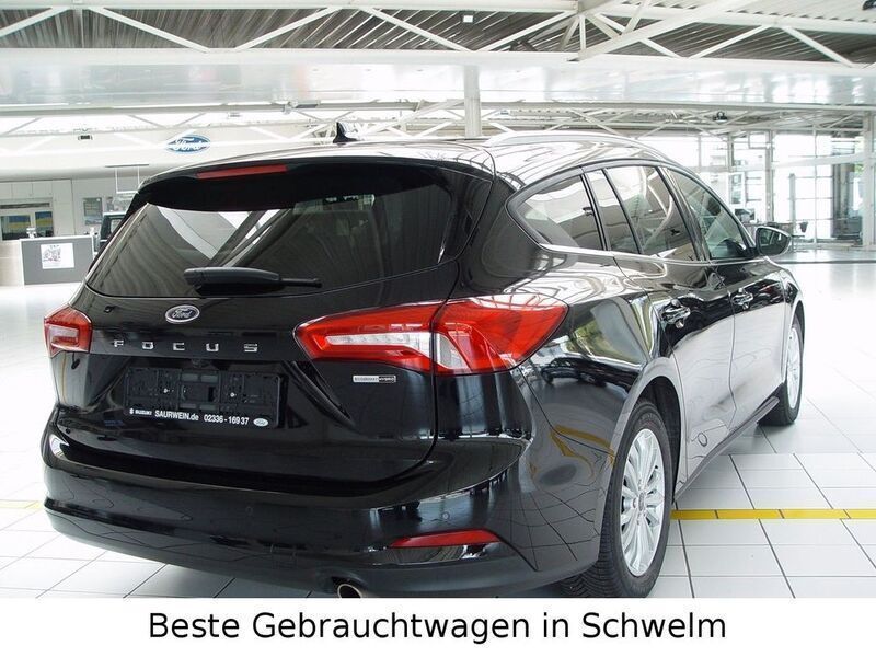 Gebraucht Ford Focus Titanium 155 PS (114 kW) 2020 Schwarz metallic Kombi