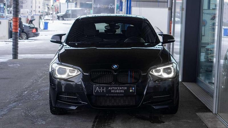 Gebraucht BMW M1 320 PS (235 kW) 2014 Black sapphire Coupé