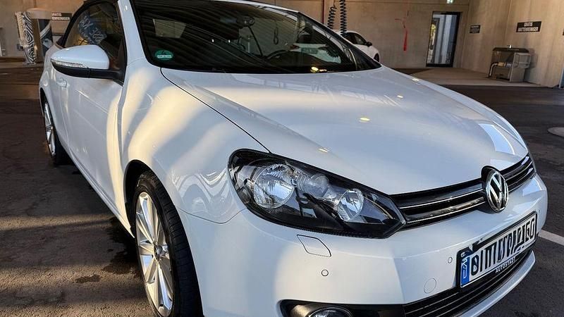 Gebraucht VW Golf Cabriolet Life 140 PS (102 kW) 2013 Weiß Cabrio