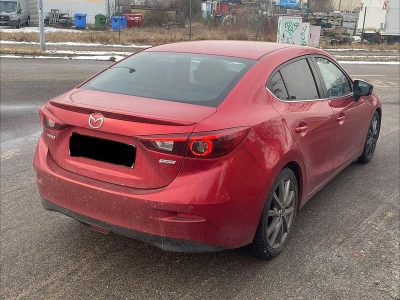 Gebraucht Mazda 3 Sports-Line 150 PS (110 kW) 2015 Rot Limousine