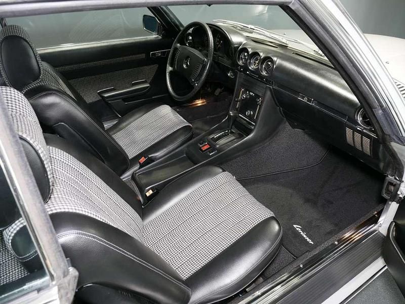 Gebraucht Mercedes 350 200 PS (147 kW) 1973 Silber silber met. Coupé