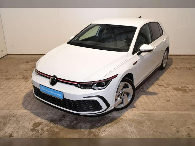 Gebraucht VW Golf VIII GTI 245 PS (180 kW) 2024 Pure white Limousine