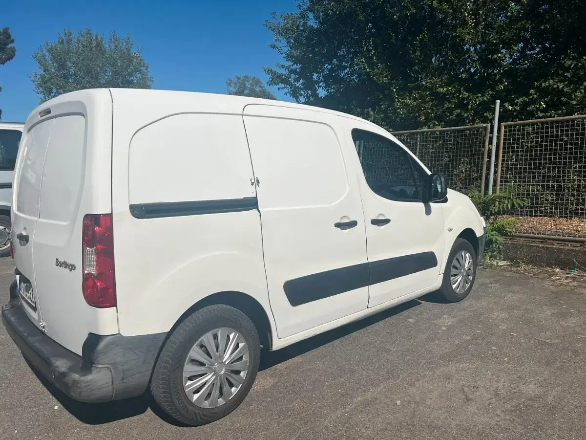 Gebraucht Citroën Berlingo 75 PS (55 kW) 2008 Weiß Van / Kleinbus