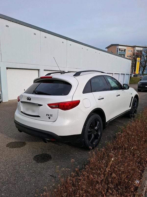 Gebraucht Infiniti Fx35 303 PS (222 kW) 2009 Weiß SUV