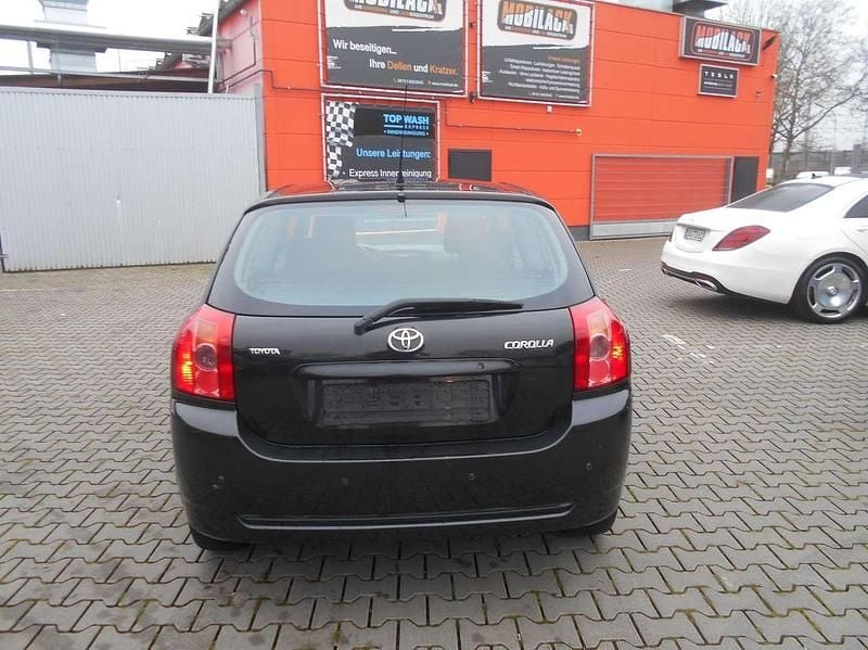Gebraucht Toyota Corolla 97 PS (71 kW) 2006 Schwarz Kleinwagen
