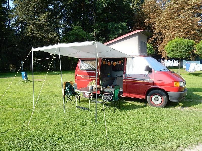 Rot Gebraucht 1990 VW T4 Van | 14.900 € - Bild 1/4