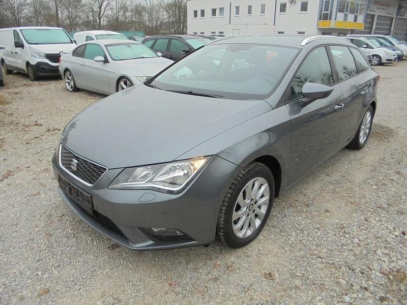 Gebraucht Seat Leon ST Style 105 PS (77 kW) 2014 Grau Kombi