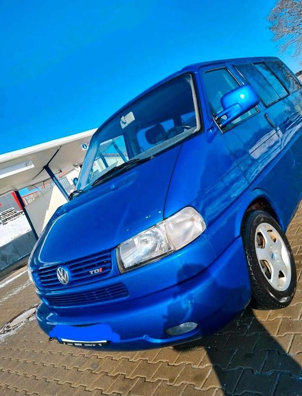 Second-hand VW T4 151 CP (111 kW) 2000 Albastru Van
