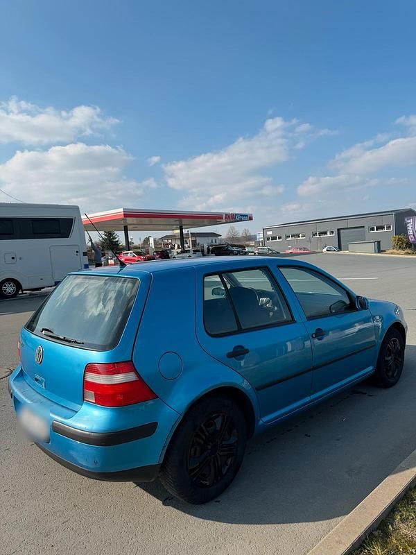 Gebraucht VW Golf IV 75 PS (55 kW) 2004 Andere farben Kleinwagen