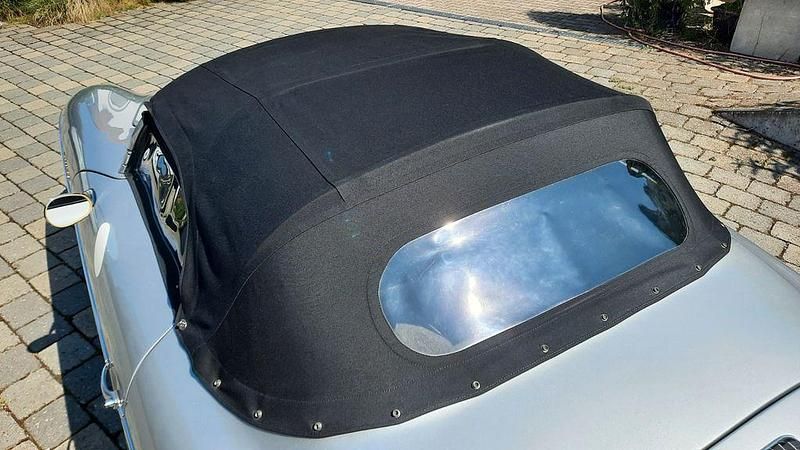 Gebraucht Porsche 356 50 PS (36 kW) 1983 Silber Cabrio