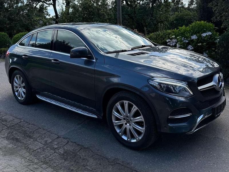 Grau Gebraucht 2016 Mercedes GLE350 Coupé | 31.990 € (Guter Preis) - Bild 1/4