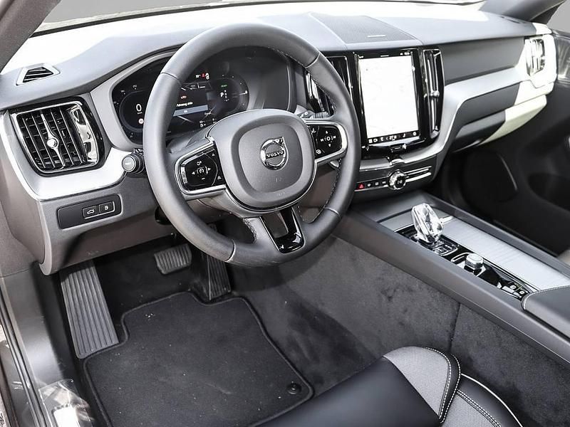 Gebraucht Volvo XC60 Plus 455 PS (334 kW) 2024 Schwarz SUV