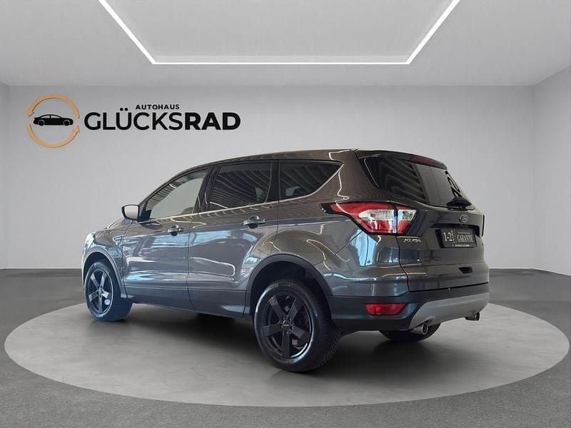 Second-hand Ford Kuga 150 CP (110 kW) 2018 Gri SUV