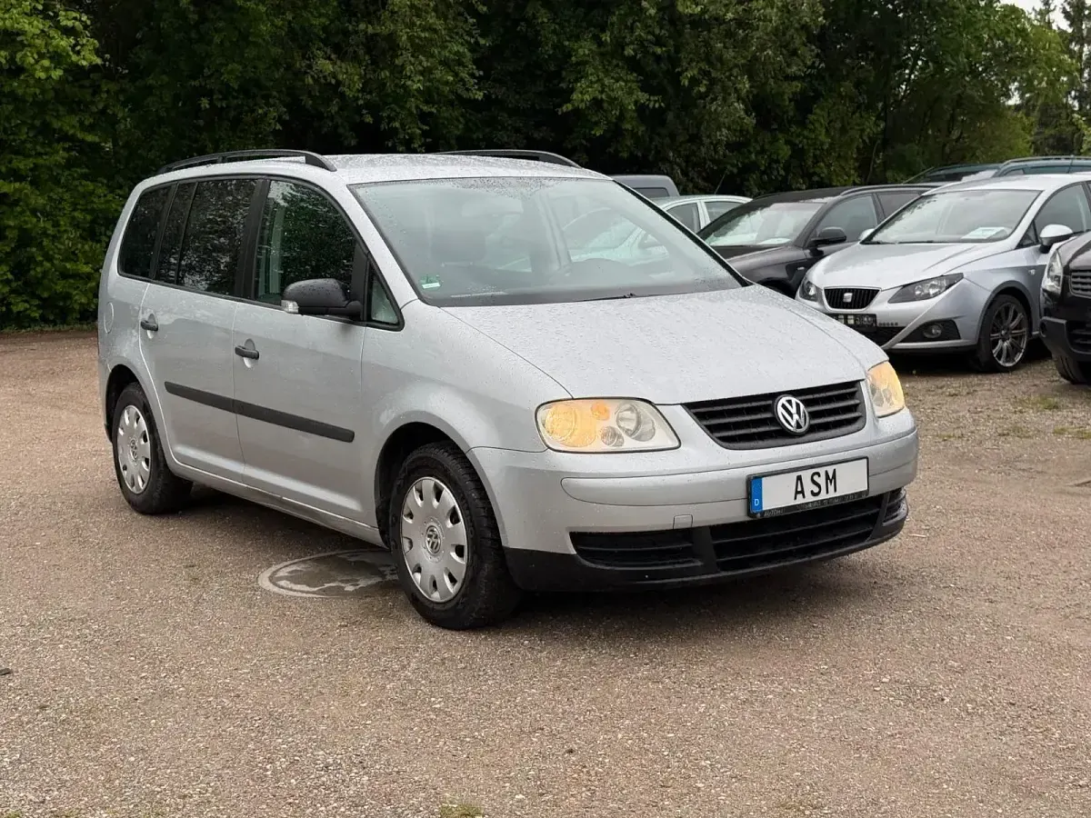 Gebraucht VW Touran 100 PS (73 kW) 2003 Silber Van / Kleinbus