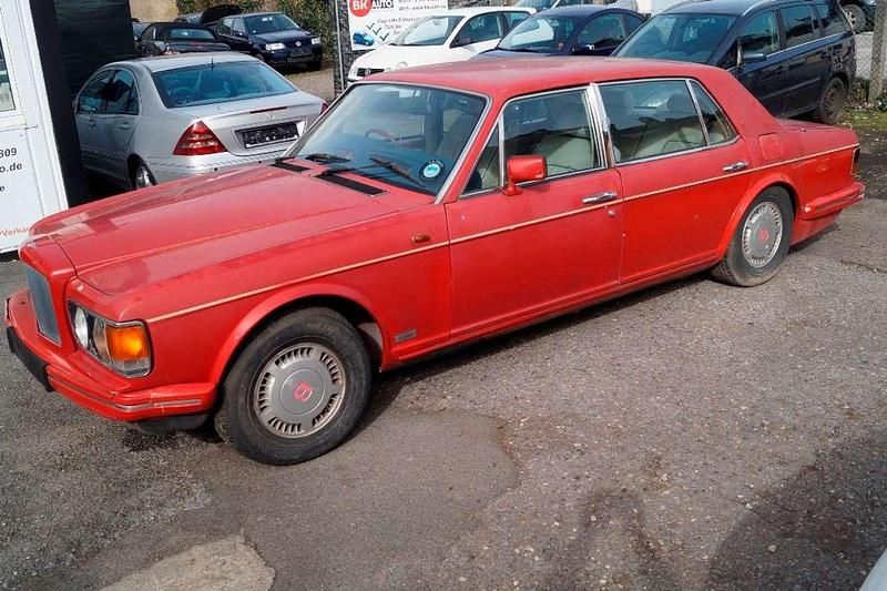 Gebraucht Bentley Mulsanne 203 PS (149 kW) 1985 Rot Limousine