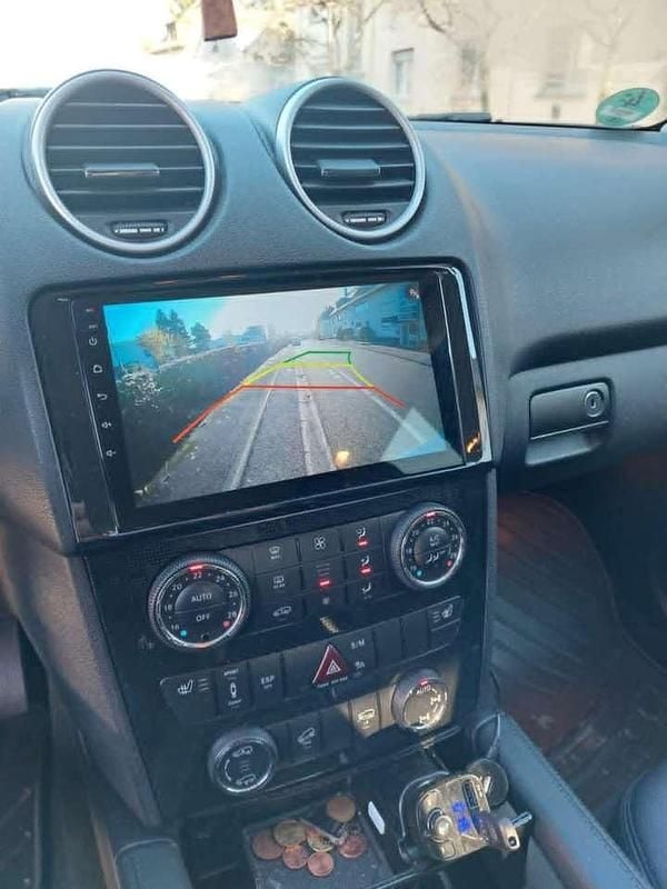 Braun Gebraucht 2010 Mercedes ML300 SUV | 13.500 € (Guter Preis) - Bild 1/4