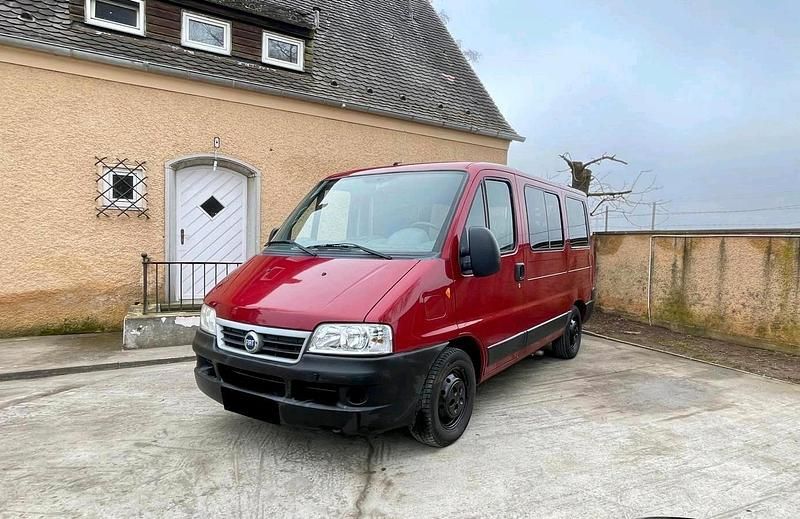 Gebraucht Fiat Ducato 128 PS (94 kW) 2005 Rot Van