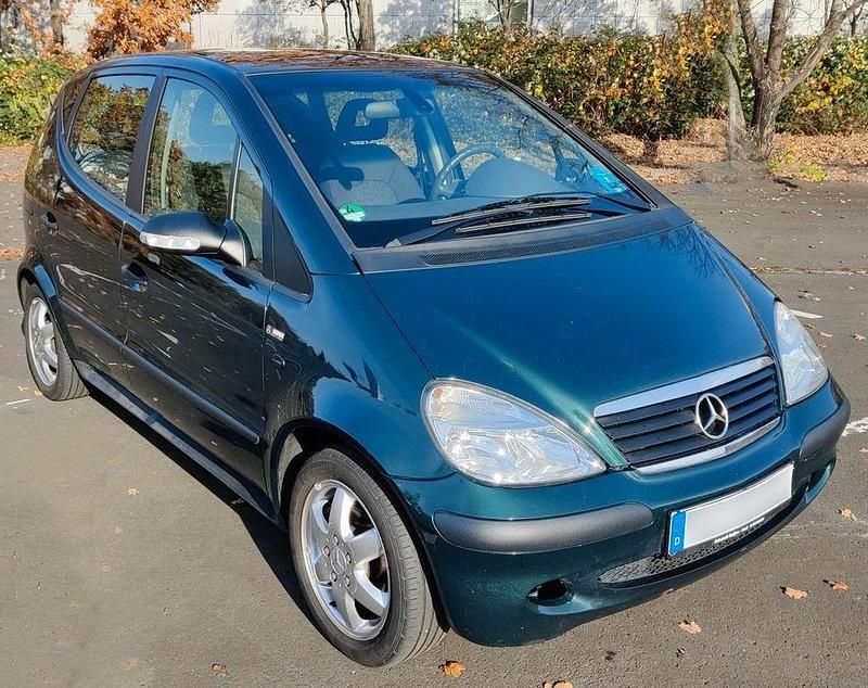Grün Gebraucht 2004 Mercedes A140 Classic Van / Kleinbus | 1.250 € (Fairer Preis) - Bild 1/4