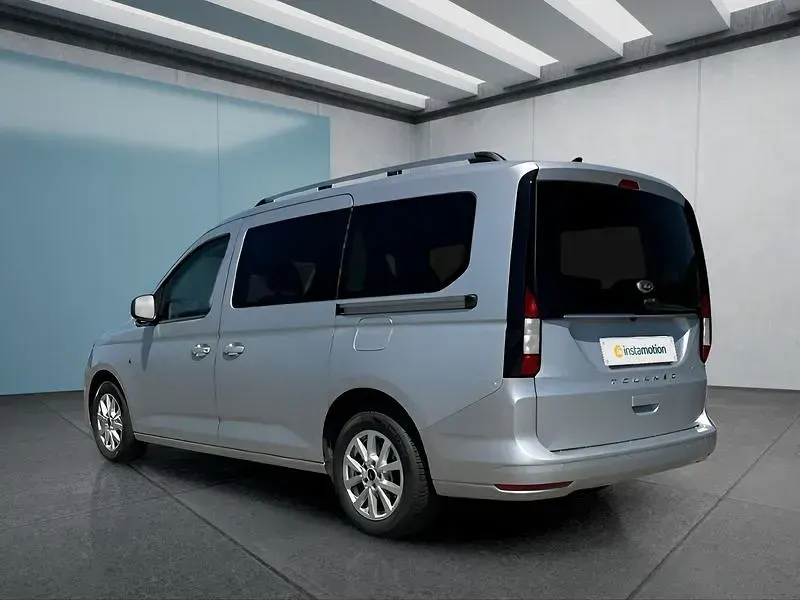 Gebraucht Ford Tourneo 122 PS (89 kW) 2024 Van / Kleinbus