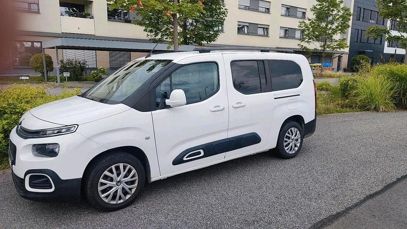 Weiß Gebraucht 2020 Citroën Berlingo Shine Van / Kleinbus | 19.999 € (Fairer Preis) - Bild 1/4