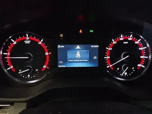 Używany Maxus V90 148 KM (108 kW) 2024 Biały Van