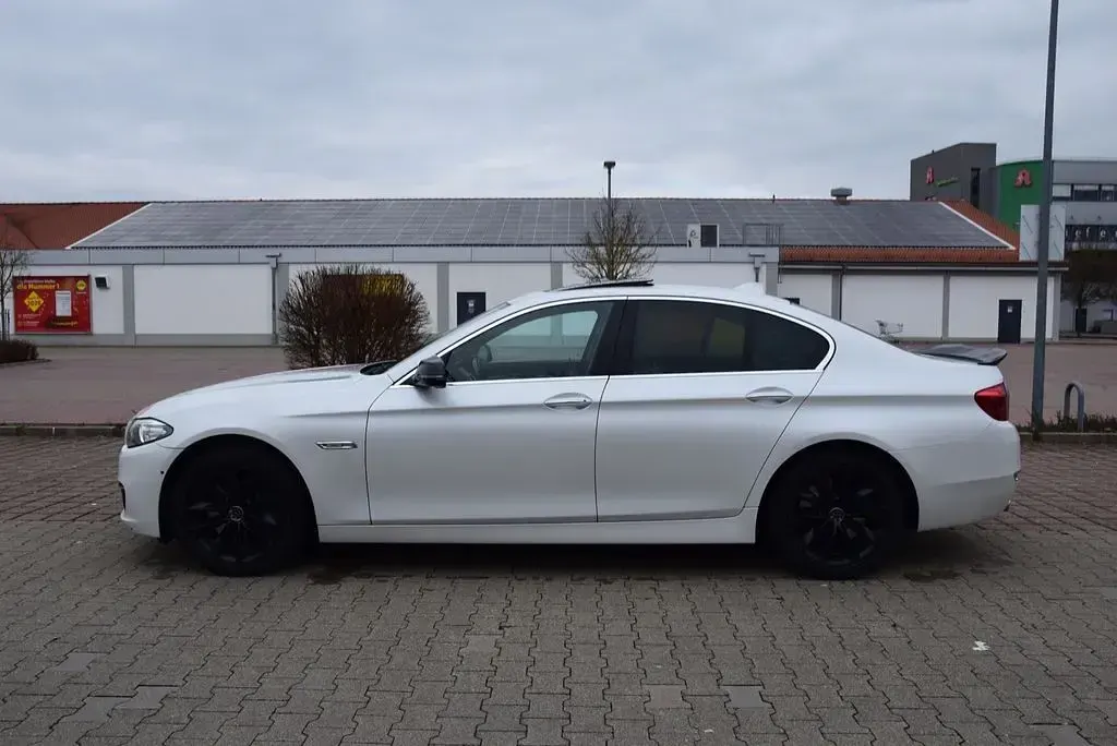Gebraucht BMW 535 Luxury Line 313 PS (230 kW) 2015 Weiß Limousine
