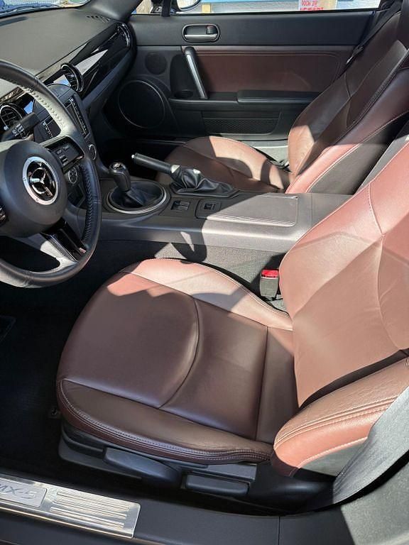 Gebraucht Mazda MX5 126 PS (92 kW) 2012 Braun Cabrio