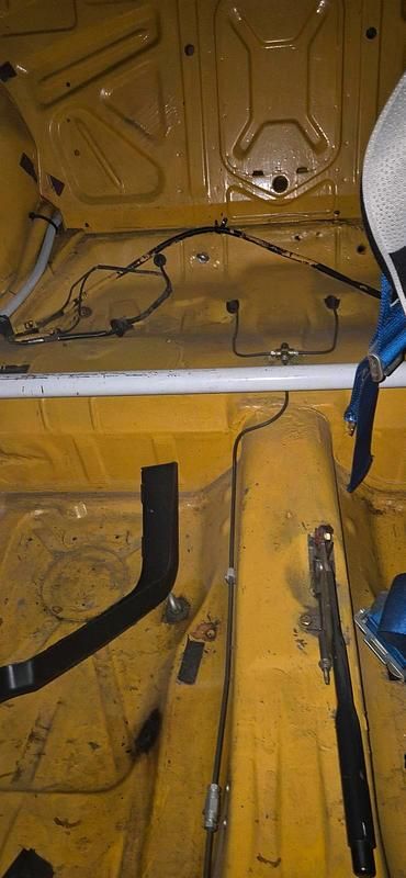 Gebraucht BMW 325 Performance 220 PS (161 kW) 1990 Gelb Limousine