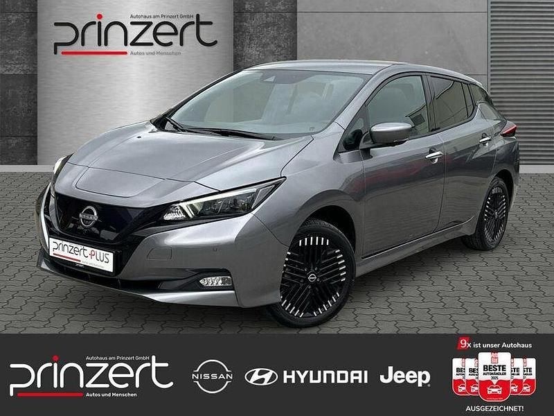 Gun metallic (m) Gebraucht 2023 Nissan Leaf N-Connecta Kleinwagen | 23.970 € (Fairer Preis) - Bild 1/3