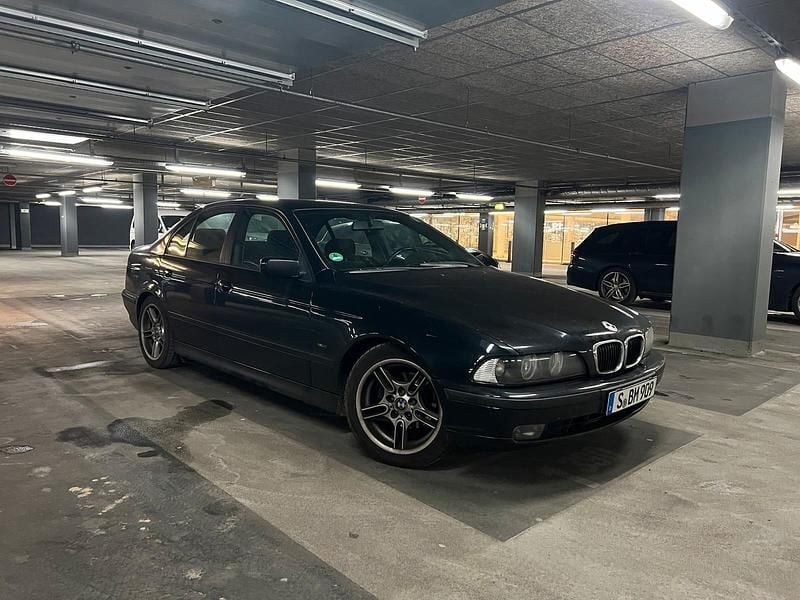 Schwarz Gebraucht 1998 BMW 528 Limousine | 3.690 € (Fairer Preis) - Bild 1/4