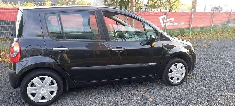 Gebraucht Renault Modus 75 PS (55 kW) 2005 Braun Van / Kleinbus