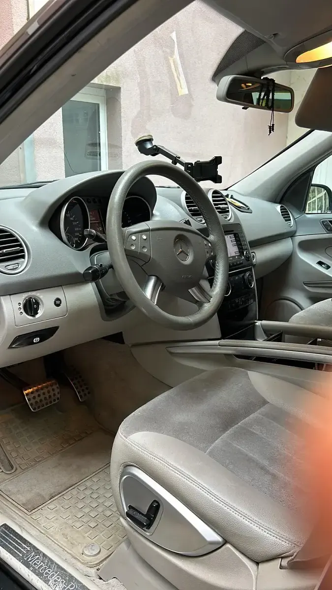 Gebraucht Mercedes ML280 140 PS (102 kW) 2007 Schwarz SUV