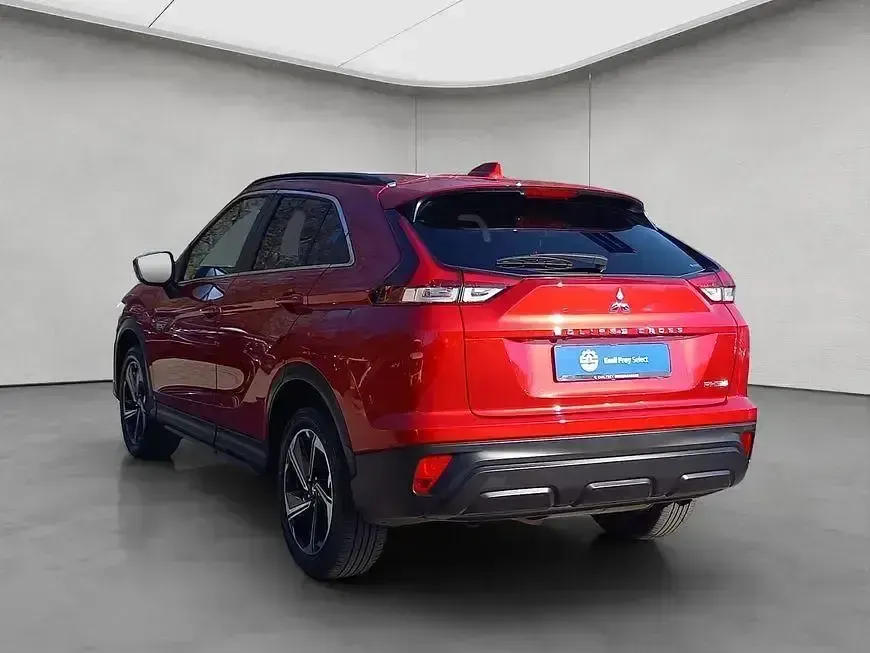 Begagnad Mitsubishi Eclipse Cross Basis 188 HK (138 kW) 2024 Röd SUV