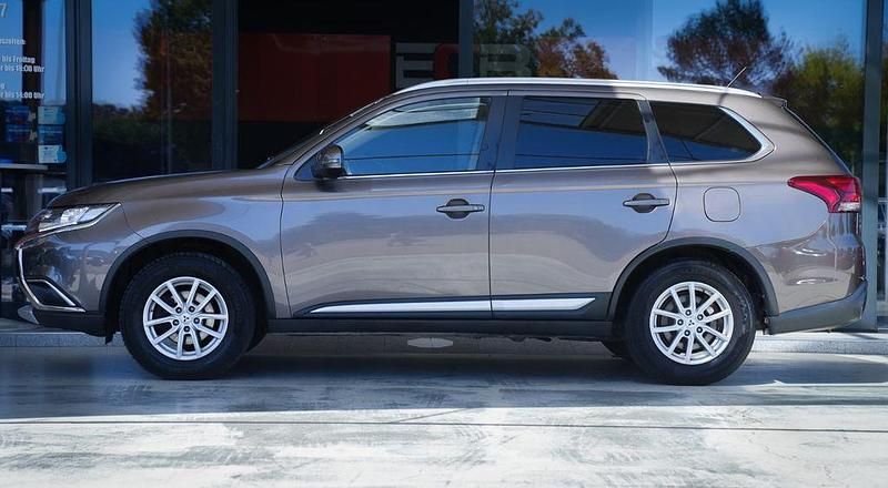 Gebraucht Mitsubishi Outlander 150 PS (110 kW) 2016 Braun SUV