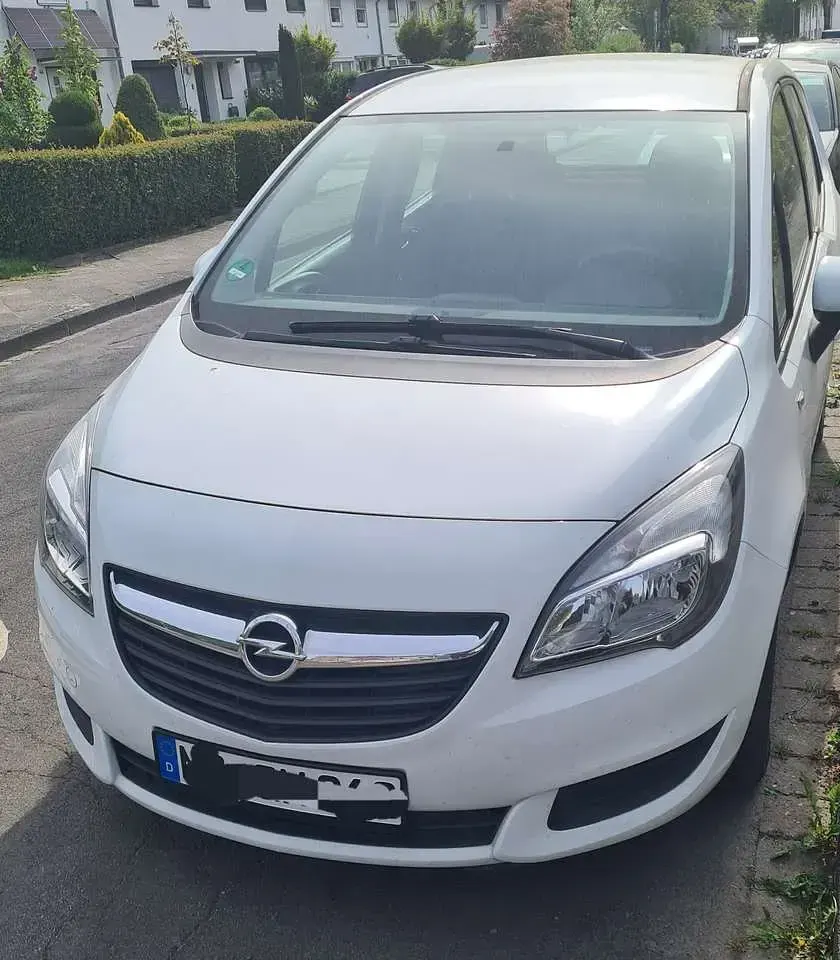 Gebraucht Opel Meriva Eco 101 PS (74 kW) 2014 Weiß Van / Kleinbus