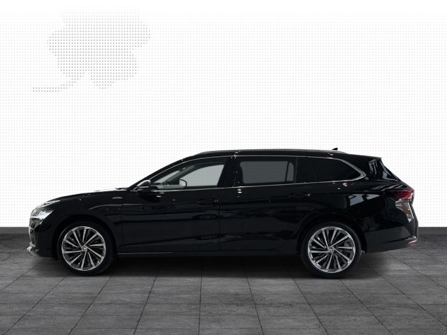 Gebraucht Skoda Superb LAURIN & KLEMENT 150 PS (110 kW) 2024 Schwarz