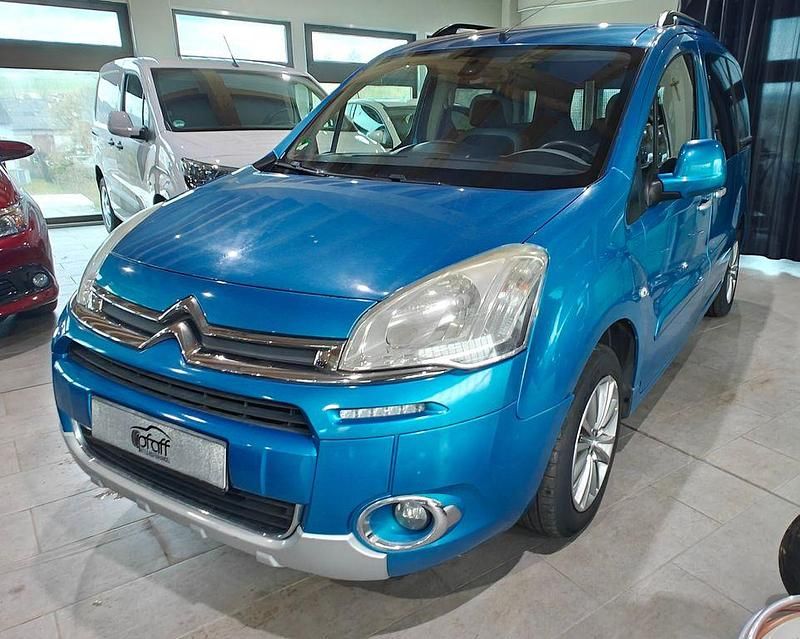Gebraucht Citroën Berlingo 98 PS (72 kW) 2014 Blau Van / Kleinbus