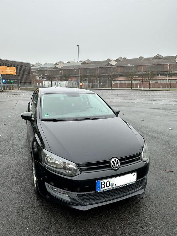 Gebraucht VW Polo 60 PS (44 kW) 2010 Schwarz Kleinwagen